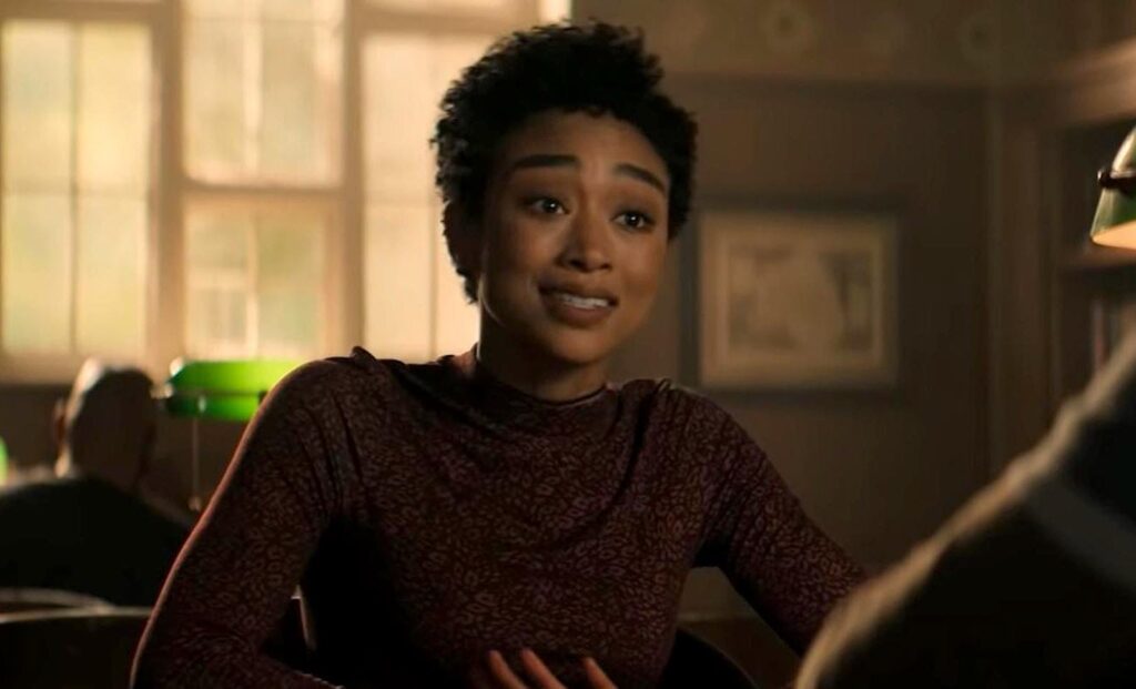 What Happened to Marienne on You? From Librarian to Joe’s Nemesis
